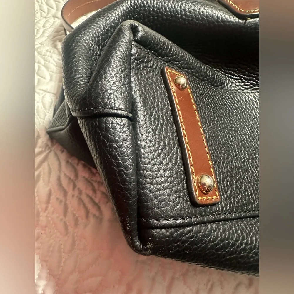 Dooney & Bourke black & brown leather shoulder bag with gold “C” ring/clasp. - Picture 2 of 13